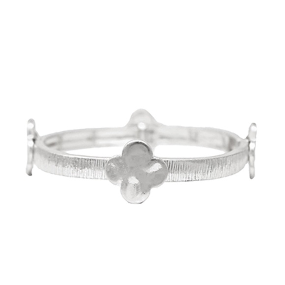 Clover Station & Brushed Bracelet - Picture 2 of 2